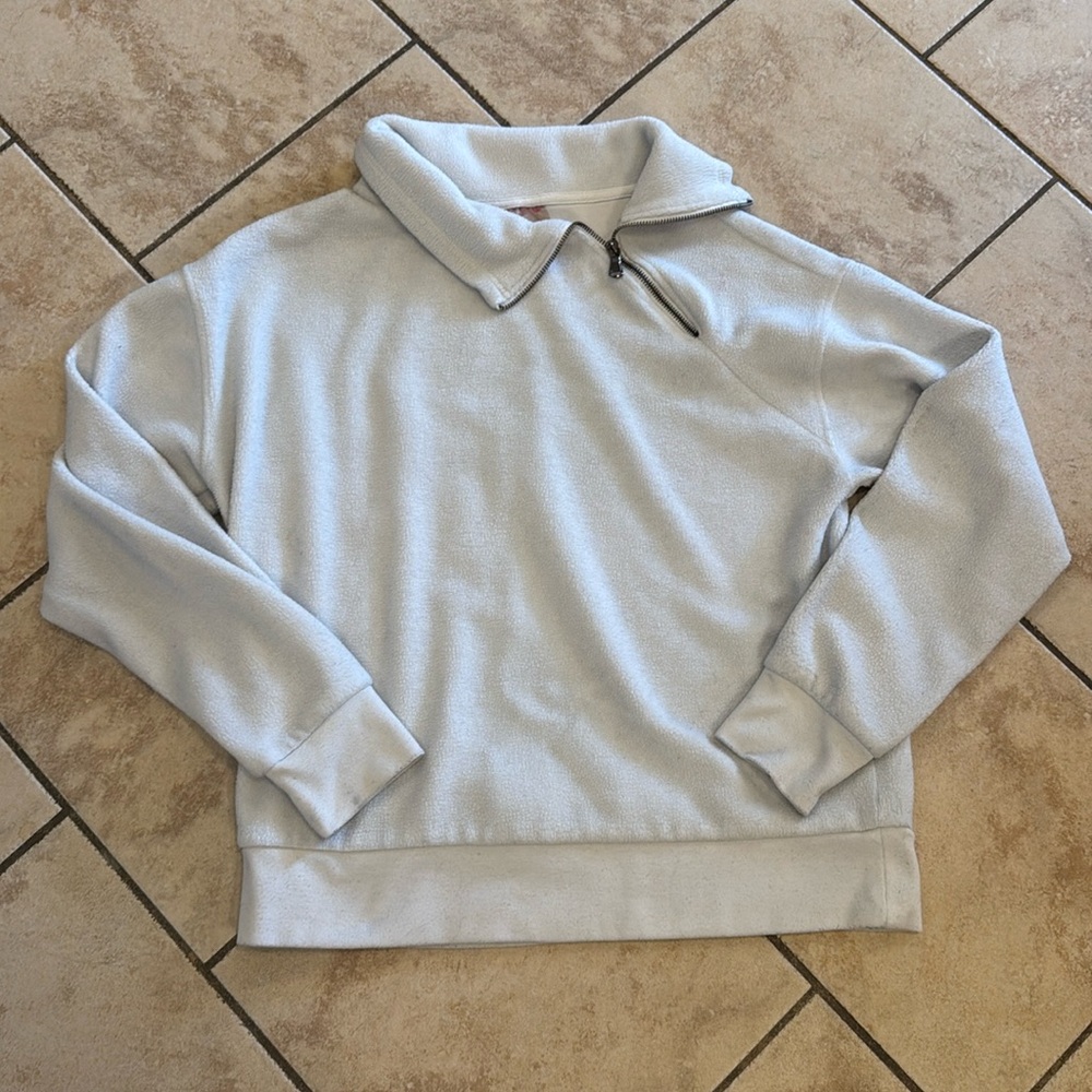 Betsey Johnson white pullover